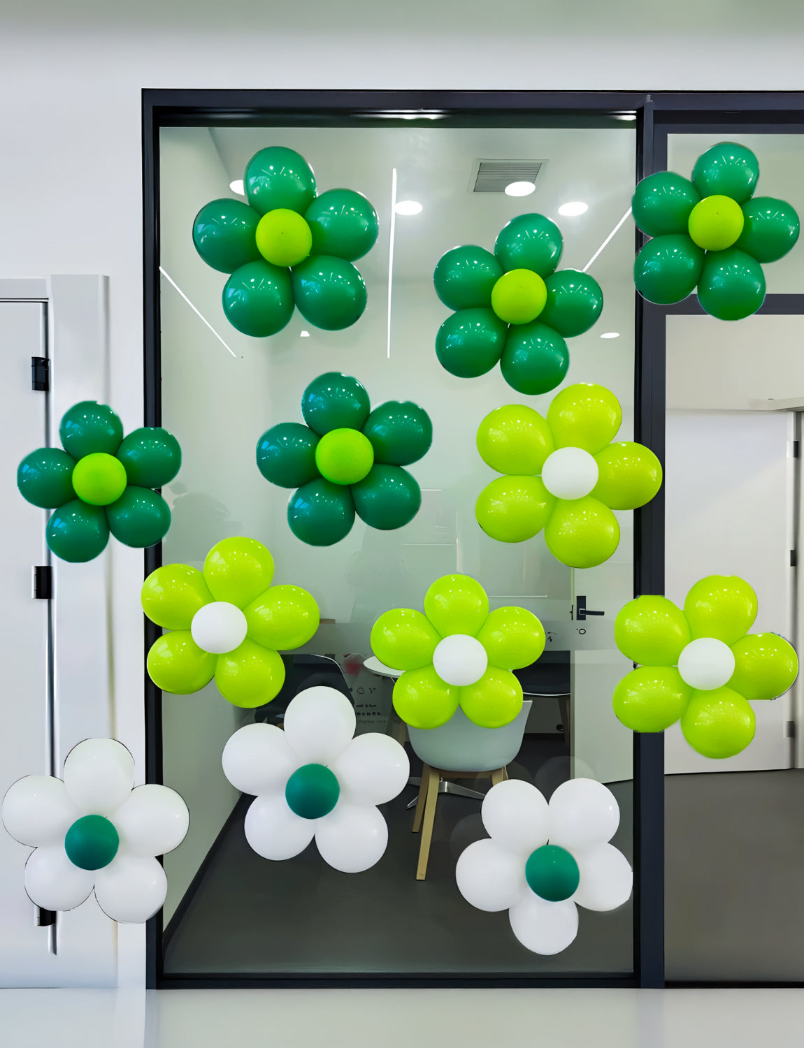 Adeyoo Green and White Balloons, 60 Pcs 12 inch Dark Green Balloons White Party Balloon Natural Latex Balloon for Jungle Safari Birthday Baby Shower Party Decorations