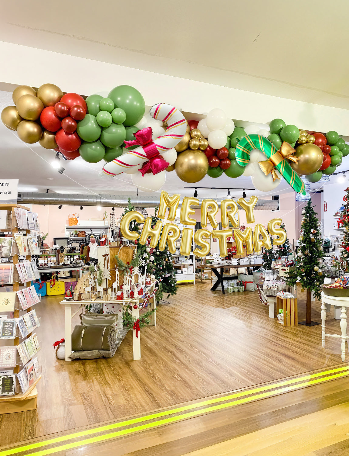 Adeyoo Candy Cane Balloons Arch - Christmas Balloons Arch Kit Garland, Christmas Party Decorations with MERRY CHRISTMAS Foil Balloon, Red Green White Xmas Balloons for Xmas Party Supplies