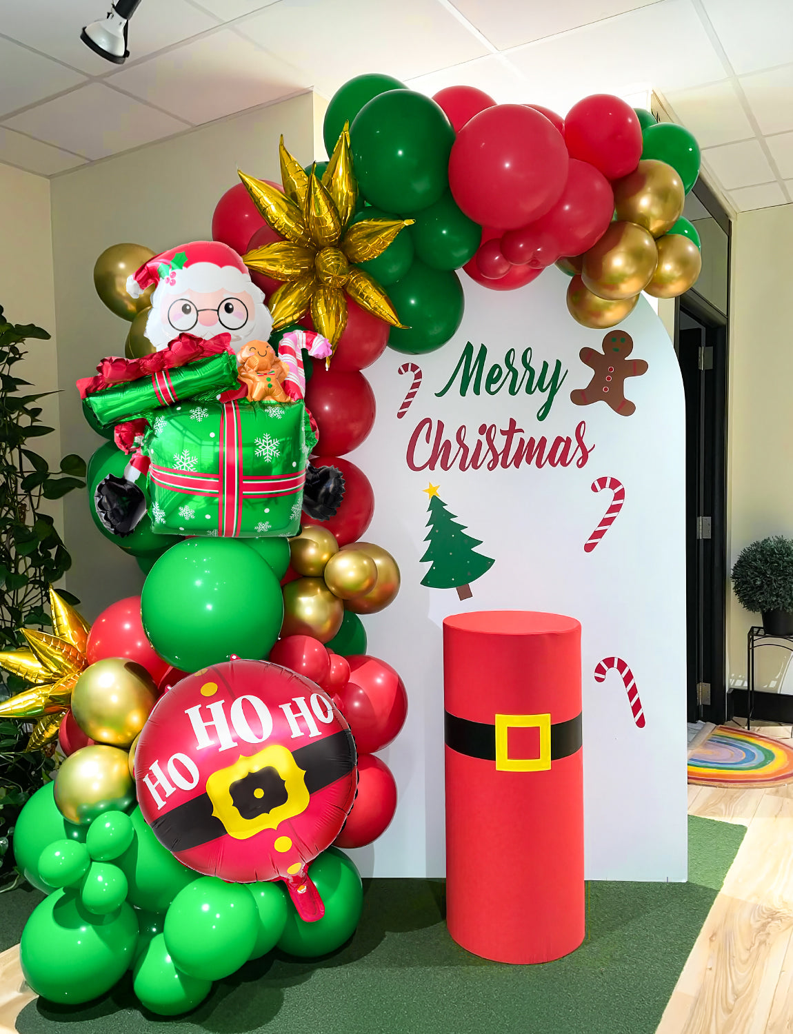 Christmas Balloons Kit - Merry Christmas Balloons with Red and Green Gold Balloon, Big Santa Foil HoHo Personalise Balloon for Garland or Arch, Xmas Party Decorations