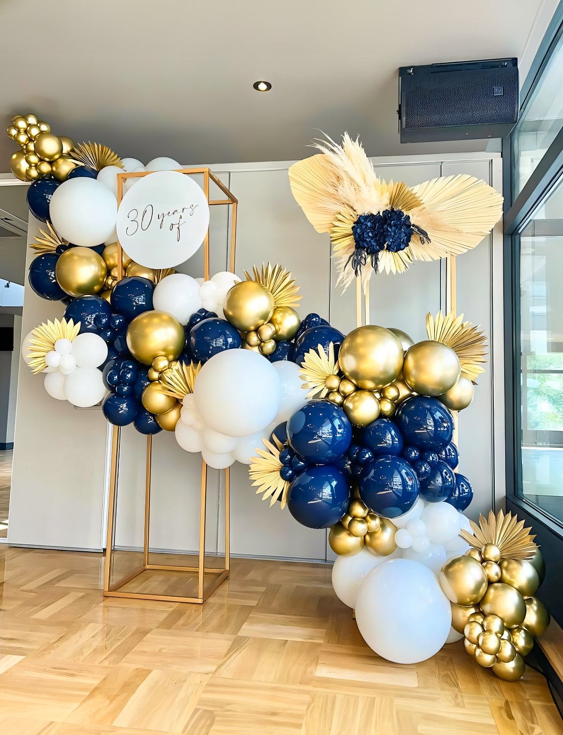 Adeyoo Navy Blue and Gold Balloons - 12 Inch Navy Blue Balloons Set, White Latex Balloon Glitter Metallic Gold Confetti Balloon for Birthday Baby Shower Wedding Graduation Party Decorations (50Pcs)
