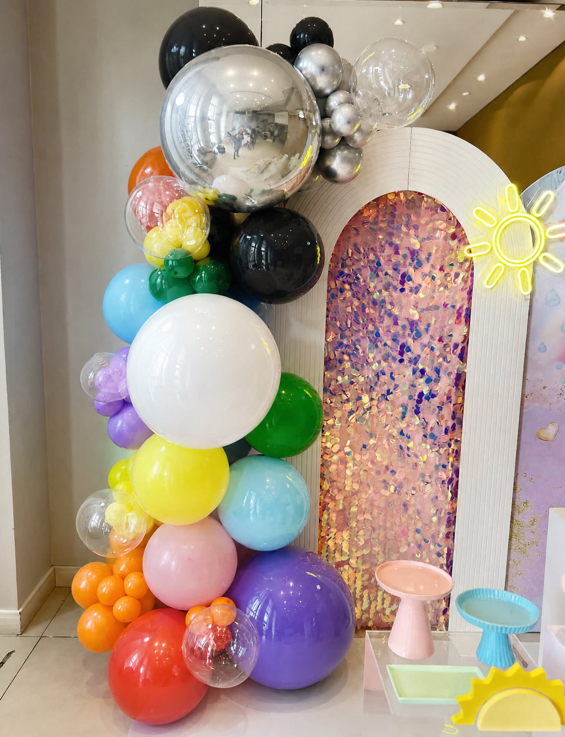 18 Inch Rainbow Balloons, 24 Pcs Large Colourful Balloon, 12 Colours Giant Multicoloured Balloons for Rainbow Birthday Decorations, Party Balloons for Birthday Wedding Easter Baby Shower Parties