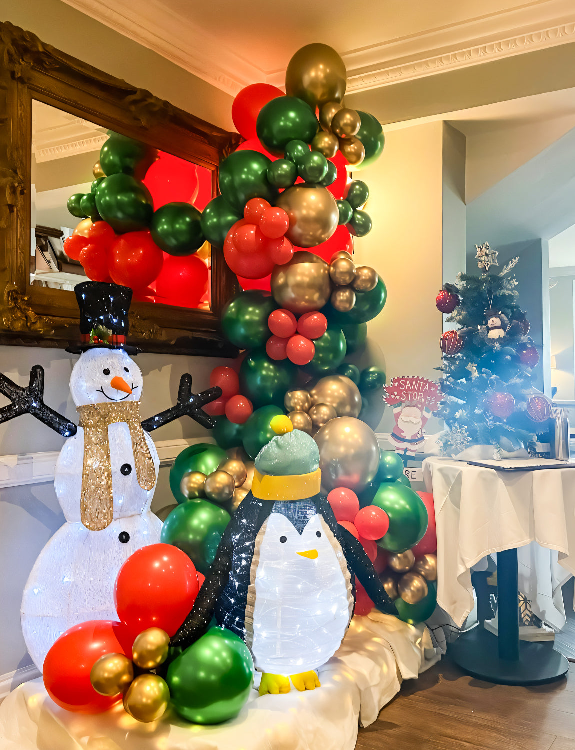 Christmas Balloons 12 Inch Red and Green Balloons,50Pcs Xmas Balloons Set Gold Metallic Balloons Confetti Balloons Latex Balloons for Christmas New Year Birthday Baby Shower Party Decorations