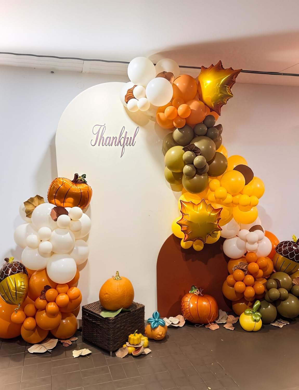 Adeyoo Fall Thanksgiving Balloon Arch Garland Kit - Burnt Orange Balloon Arch with Coffee Brown Balloons, White Gold Balloons for Fall Thanksgiving Autumn Harvest Birthday Wedding Party Decorations