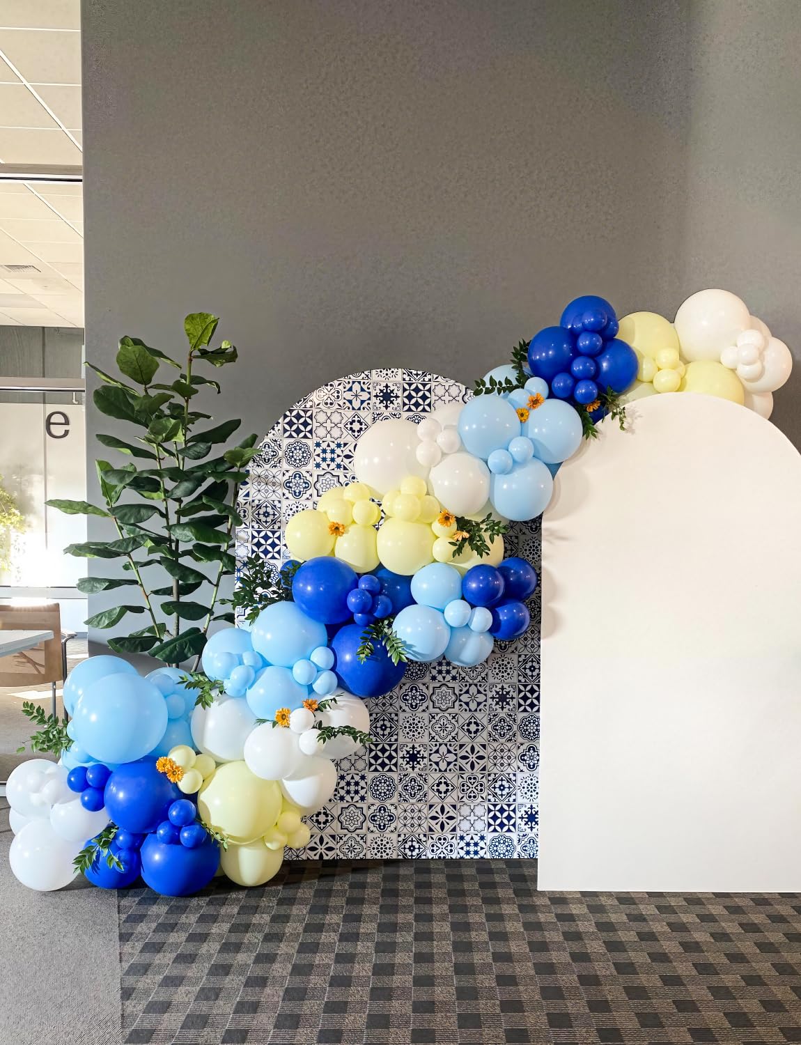 Adeyoo Blue Yellow Balloon Arch Kit Garland - Royal Blue and Yellow Balloons Pastel White Latex Balloon Bright Party Balloon for Birthday Baby Shower Anniversary Wedding Party Decorations