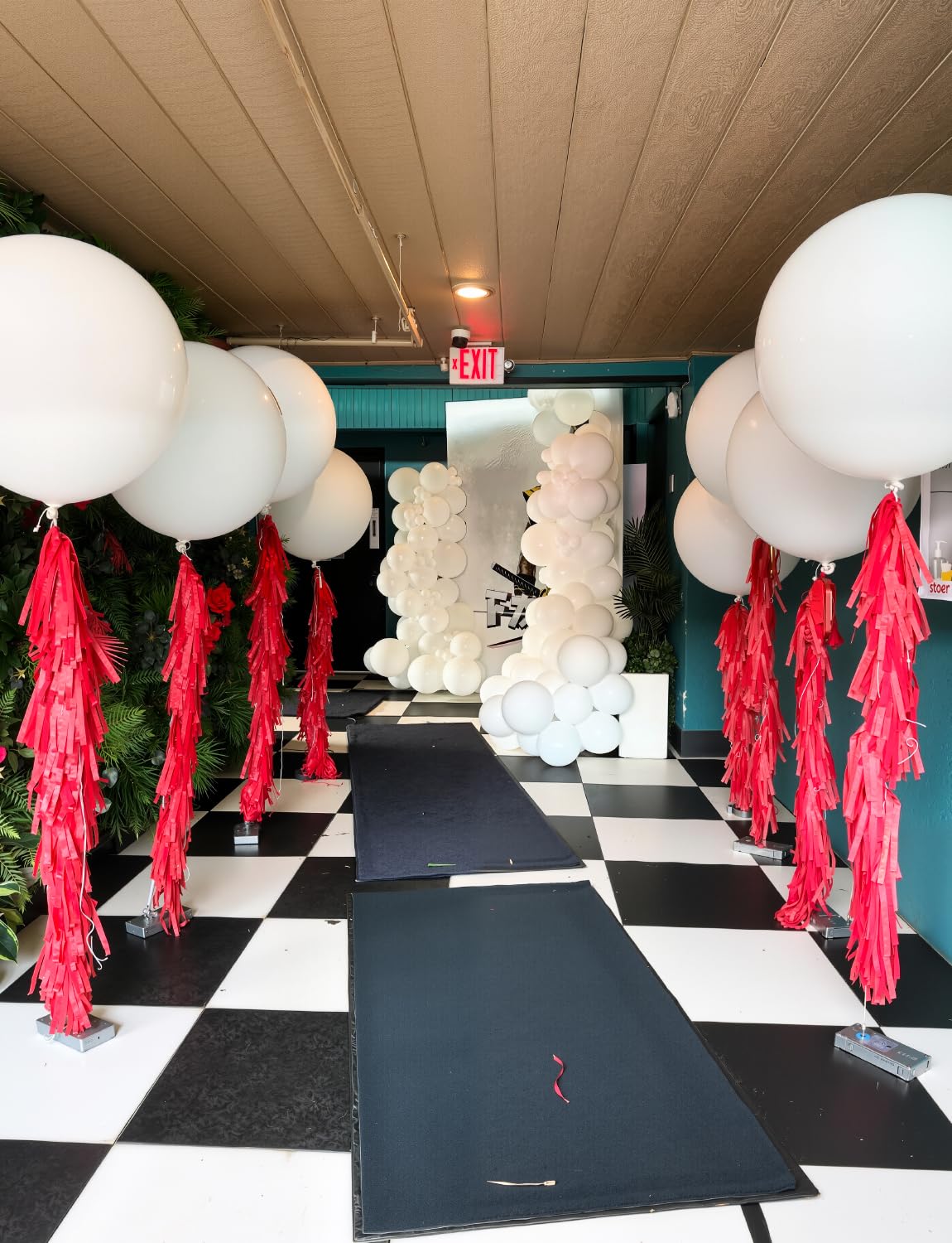 Adeyoo 36 Inch White Balloons - Giant Balloons Jumbo White Latex Balloon Extra Large Round Balloon for Wedding Bridal Birthday Bachelorette Party Decorations (4Pcs), Photo Shoot