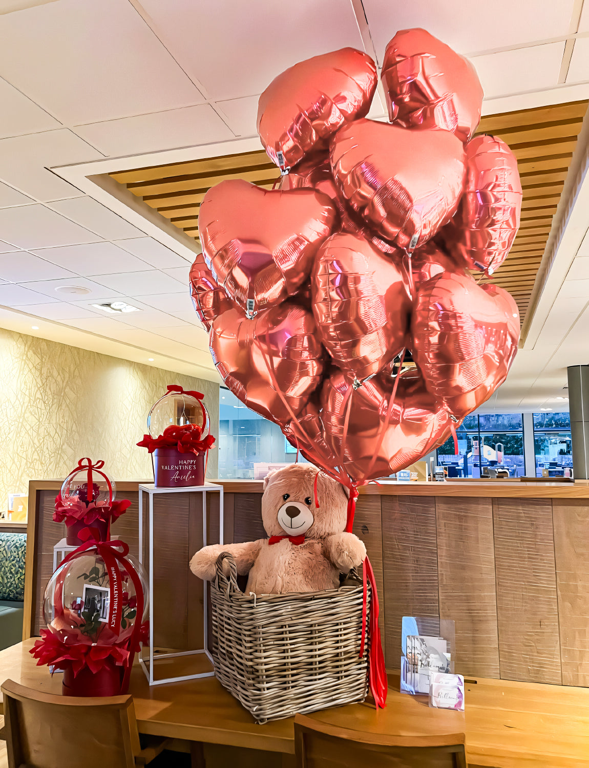 Adeyoo 106Pcs Valentines Balloons Decorations,I Love You Balloons and Heart Balloons Kit with Rose Petals,Pink Valentine's Balloons for Wedding Anniversary Romantic Decorations Special Night