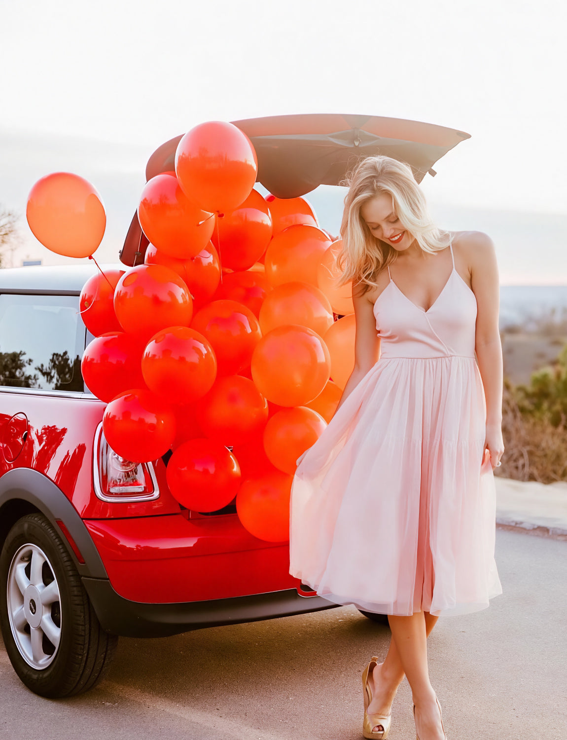 Adeyoo Red Balloons - 12 Inch Red Latex Balloons Round Latex Balloon with Ribbons, Shiny Party Balloon for Birthday Wedding Anniversary Engagement Party Decorations, Photo Backdrop Supplies