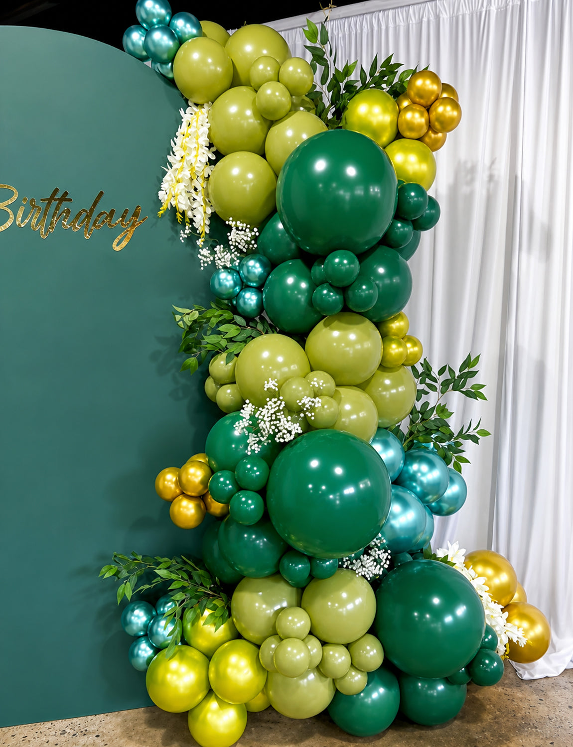 Dark Green Balloons, 24 Pcs 18 Inch Green Balloon for Birthday Decor Large Birthday Balloons for Green Birthday Decorations, Party Balloons for Jungle Forest Christmas Wedding Graduation parties