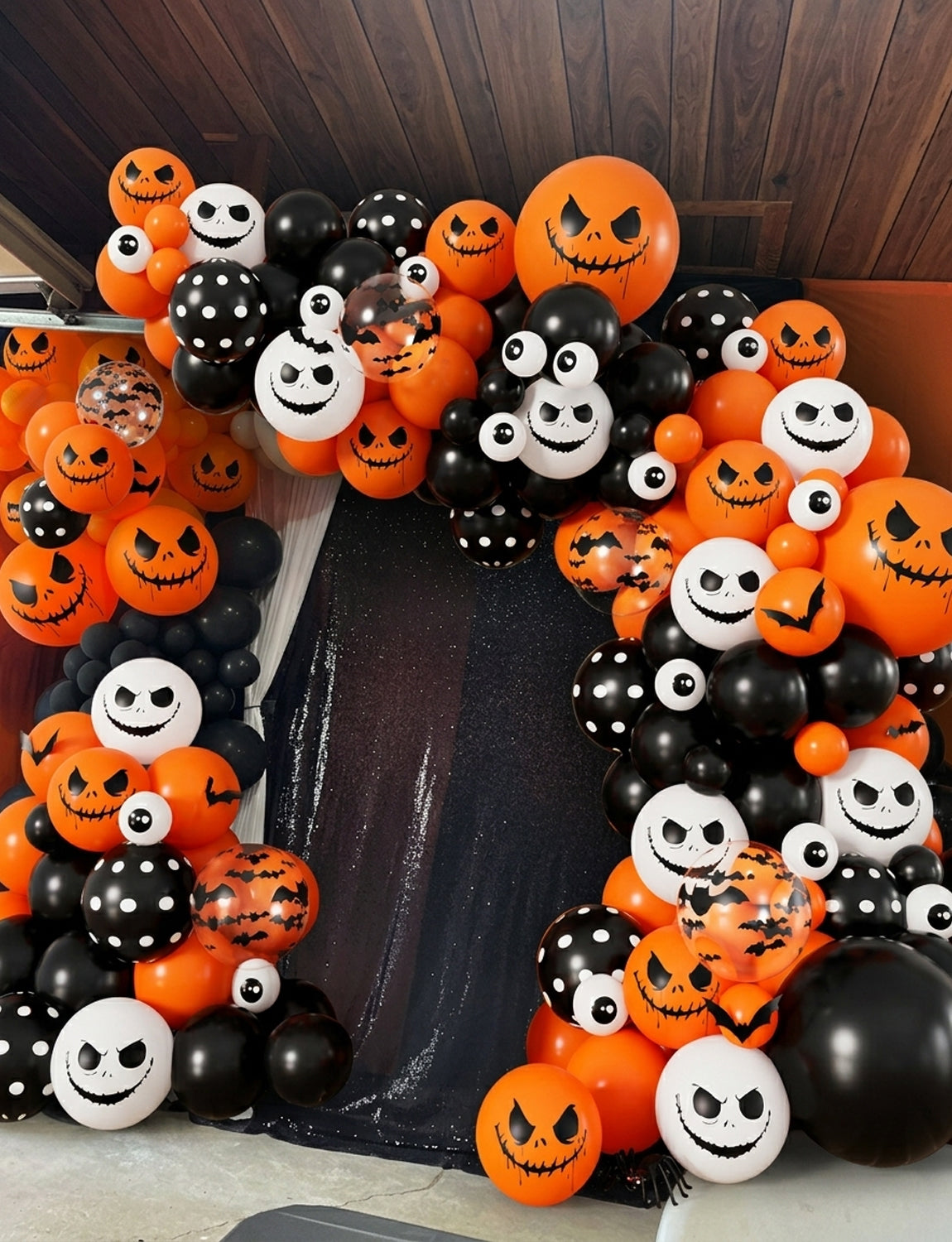 Halloween Balloon Garland Arch Kit, Black Orange White Balloons 134 Pcs Halloween Balloons with Eyeball, Bats and Ghost Face Print, 3D Bat Stickers for Birthday and Spooky Party Decorations