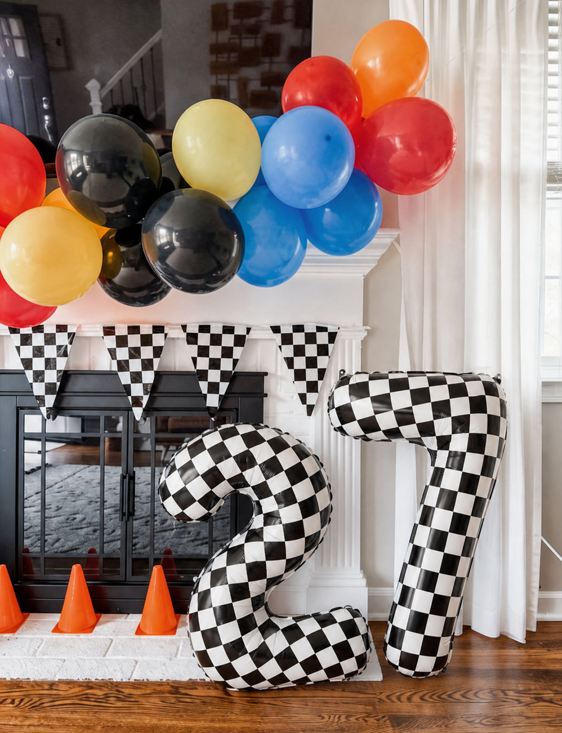 40 Inch Checkered Number 7 Balloon for Racing Birthday Decorations Large Number 7 Balloon, Black and White Foil Balloon for Birthday, Baby Shower, Race Car and Checkered Flag Party Decorations
