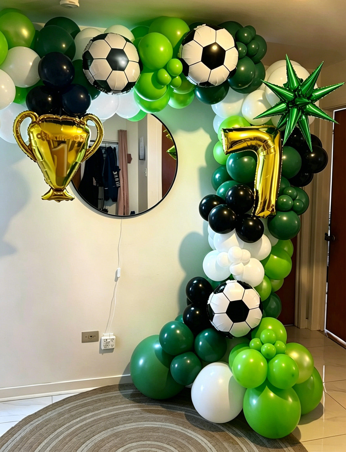 Football Balloon Garland Arch Kit, 115 Pcs Green Black White balloon Black and White Balloons, Football Print Star Foil Balloons, Football Birthday Decorations for Boys Soccer Sports Fan Party
