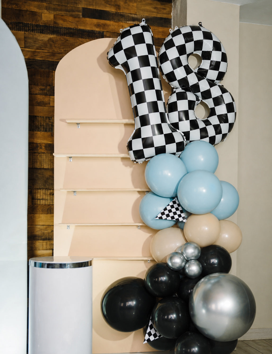 40 Inch Checkered Number 1 Balloon for Racing Birthday Decorations Large Number 1 Balloon, Black and White Foil Balloon for Birthday, Baby Shower, Race Car and Checkered Flag Party Decorations