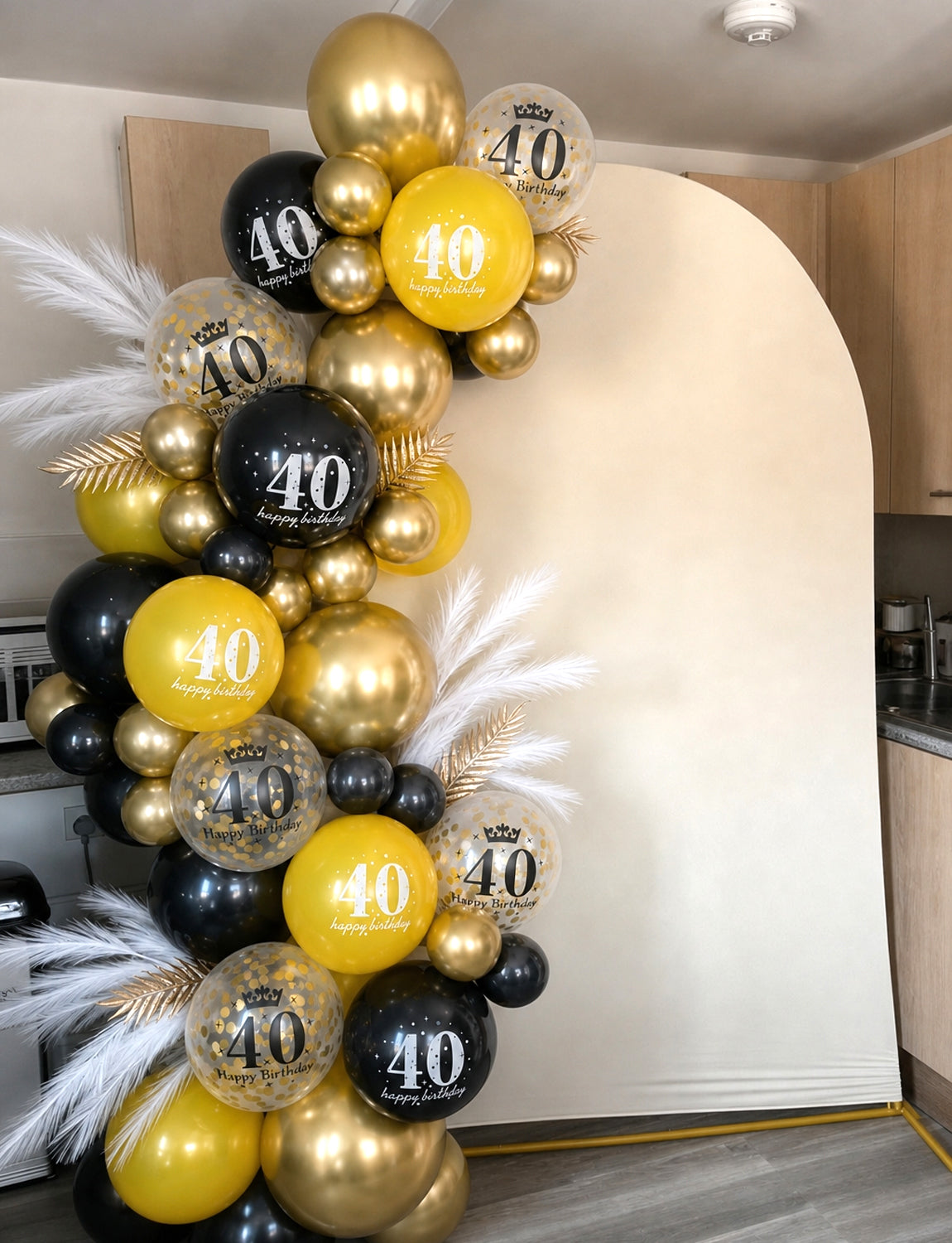40th Birthday Balloons, 24 Pcs Black Gold Balloons for Men & Women 12 Inch Black and Gold Birthday Balloons, Gold Confetti Latex Balloons, 40th Birthday Decorations for Him & Her