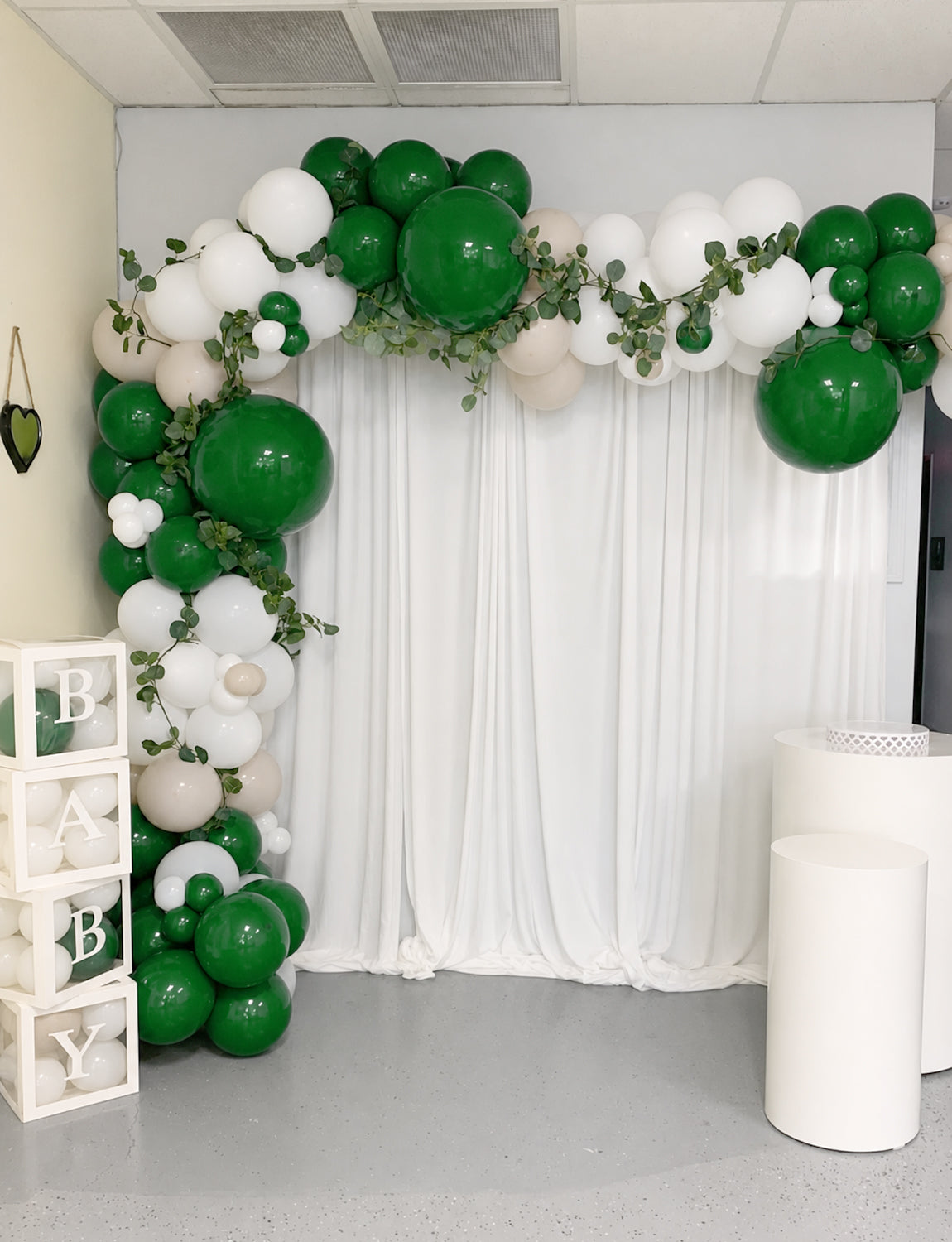 Dark Green Balloons, 24 Pcs 18 Inch Green Balloon for Birthday Decor Large Birthday Balloons for Green Birthday Decorations, Party Balloons for Jungle Forest Christmas Wedding Graduation parties