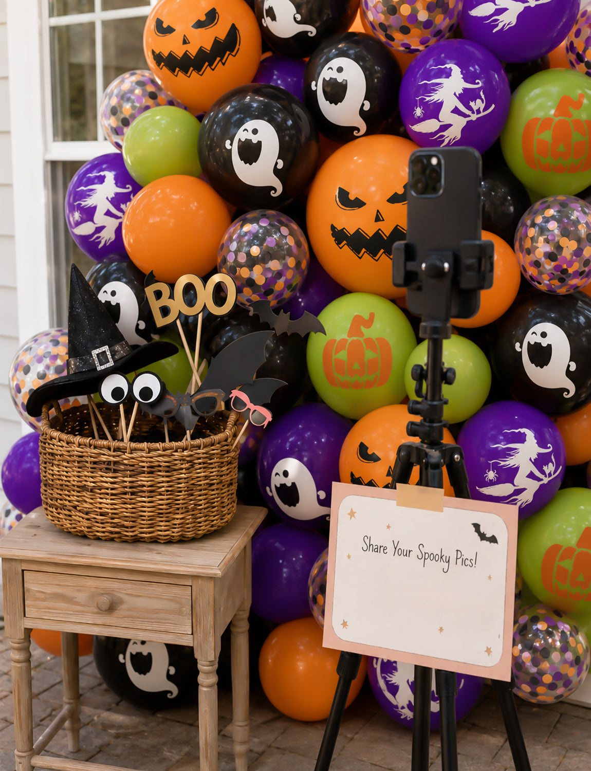 Halloween Balloons, 50 Pcs 12 Inch Black Orange Purple Green Balloon Halloween Latex Balloons with Confetti, Witch Pumpkin Ghost Print Balloons, Halloween Decorations for Spooky Birthday Party