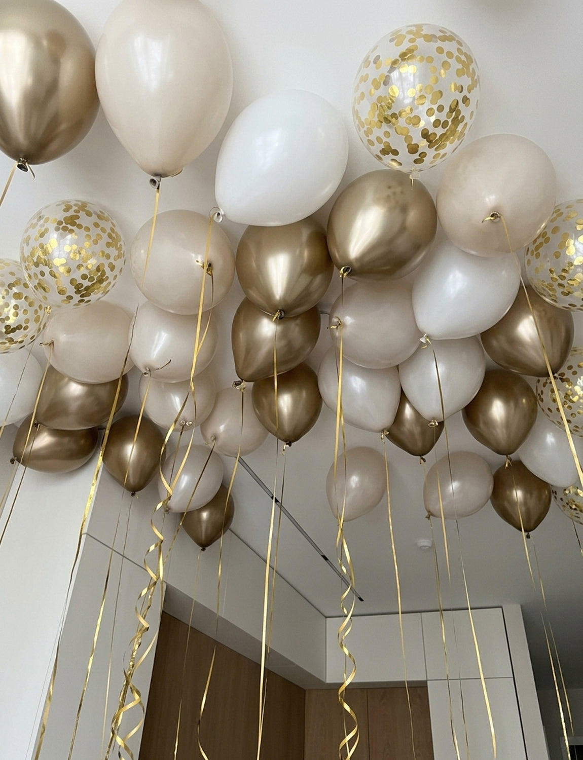 White and Gold Balloons - 12Inch Gold and White Balloons for Wedding 50Pcs White and Gold Balloons with Gold Confetti Balloon Wedding Balloons for Birthday Baby Shower Engagement Party Decor