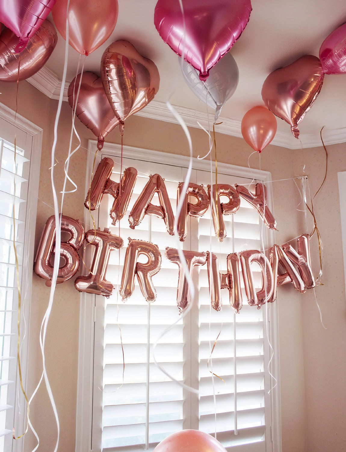 Adeyoo Happy Birthday Balloons Banner - 16 Inch Rose Gold Happy Birthday Foil Balloon Big Letter Balloons, Self Inflating Rose Gold Party Decorations for Women Girls Princess Boys Birth Party