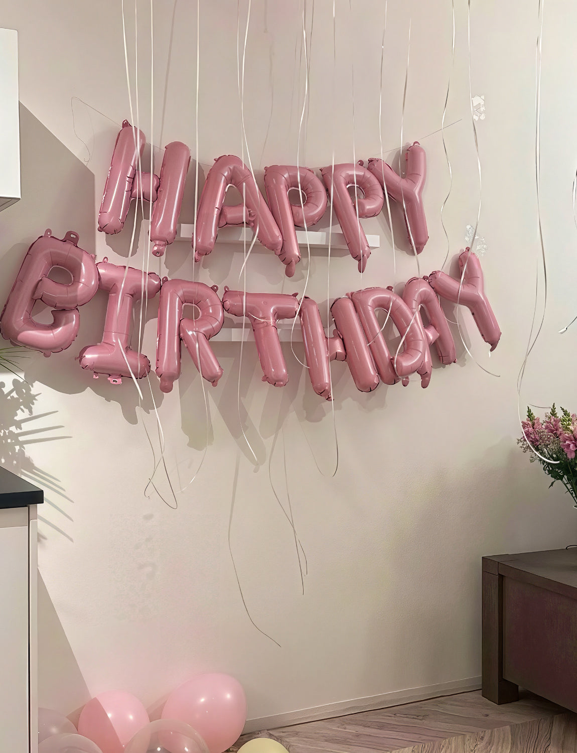 Adeyoo Pink Happy Birthday Balloons Banner - 16 Inch Pink Happy Birthday Foil Balloon Big Letter Balloons Self Inflating Hbd Sign Balloon for Girls Women Princess Boys Men Birth Party Decorations