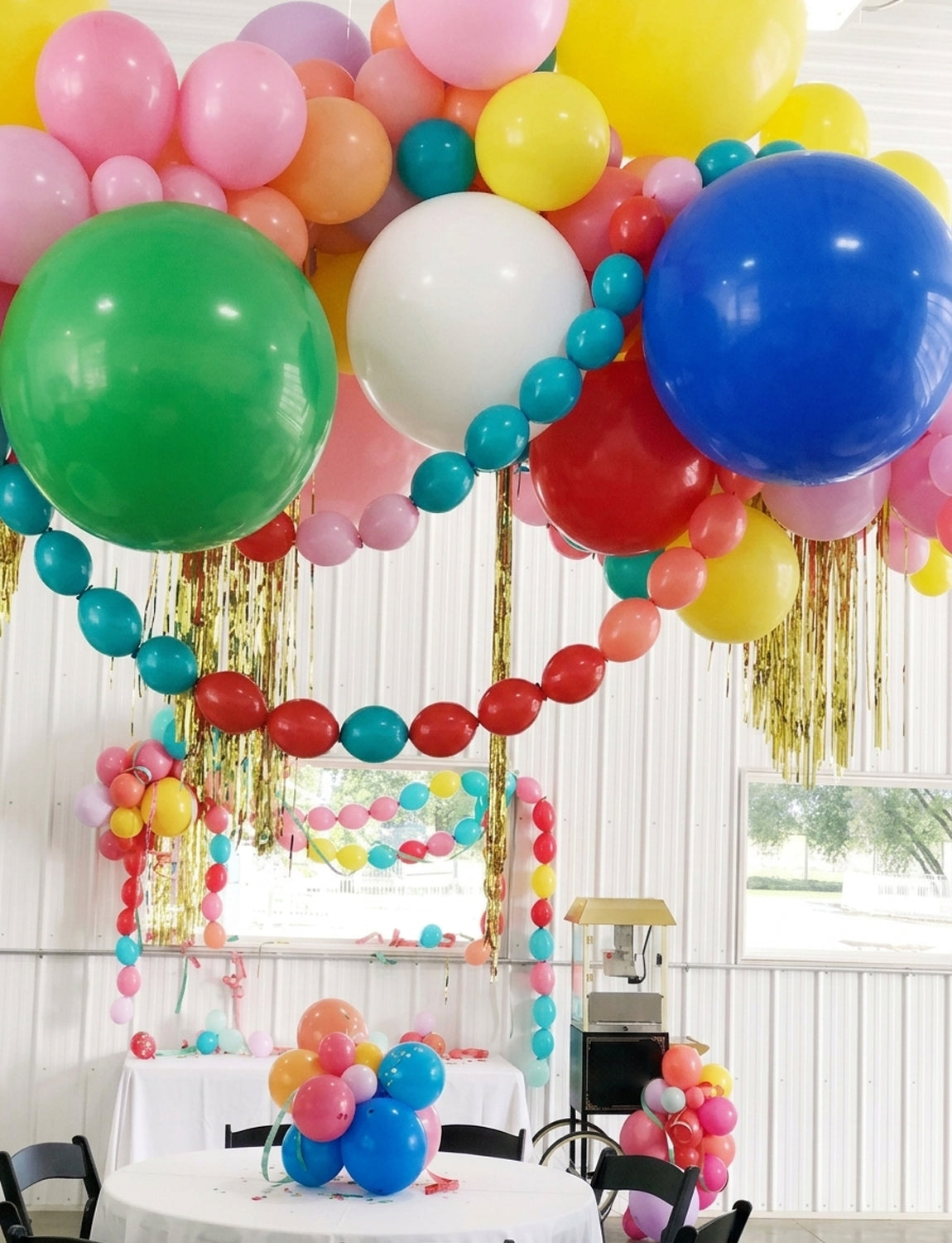 18 Inch Rainbow Balloons, 24 Pcs Large Colourful Balloon, 12 Colours Giant Multicoloured Balloons for Rainbow Birthday Decorations, Party Balloons for Birthday Wedding Easter Baby Shower Parties