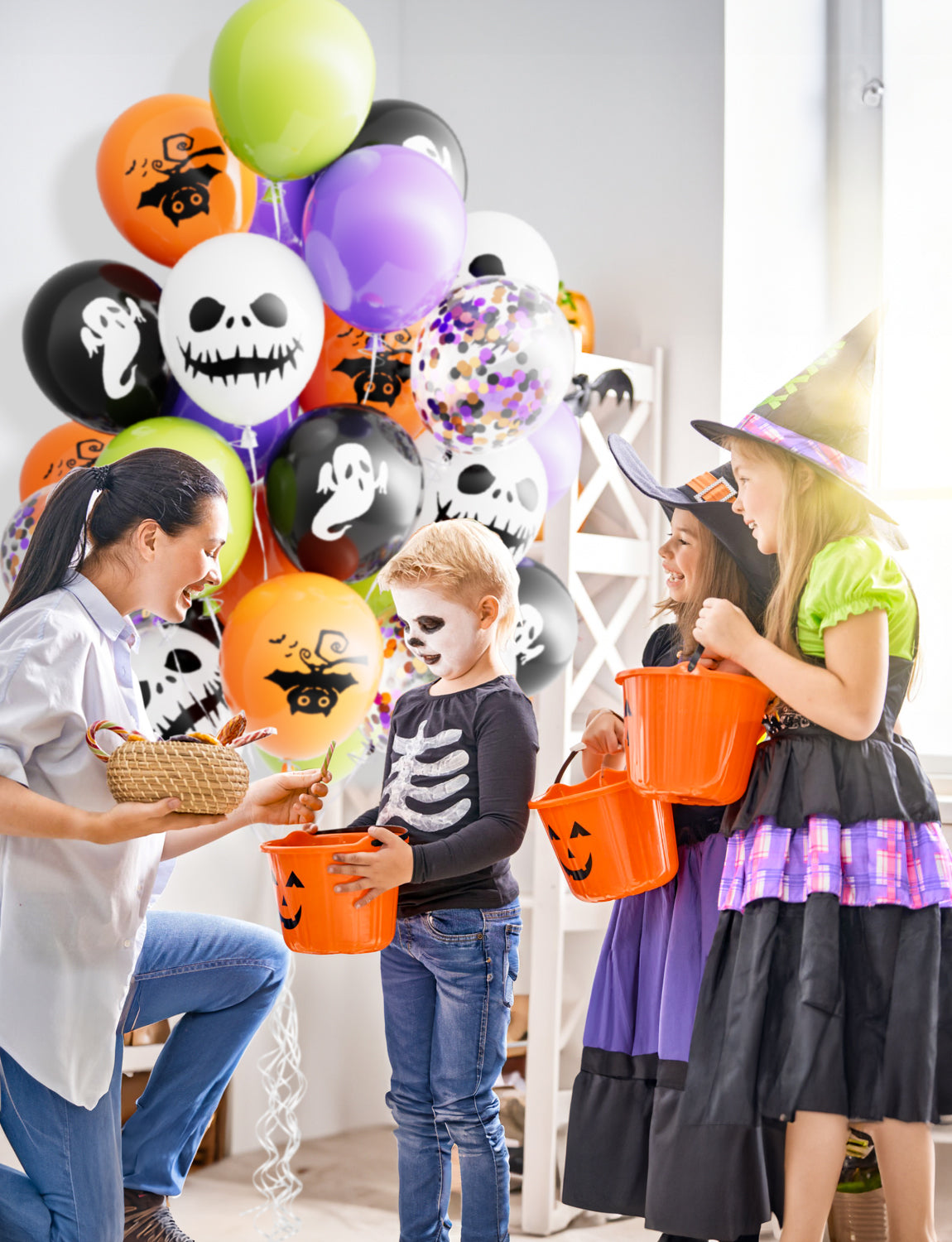 Adeyoo Halloween Balloons Decorations,60pcs 12 Inch Black Orange Balloons Set Purple Green Latex Balloons Fun Confetti Balloons Ghost Bat Skeleton Print Balloons for Halloween Birthday Party Supplies