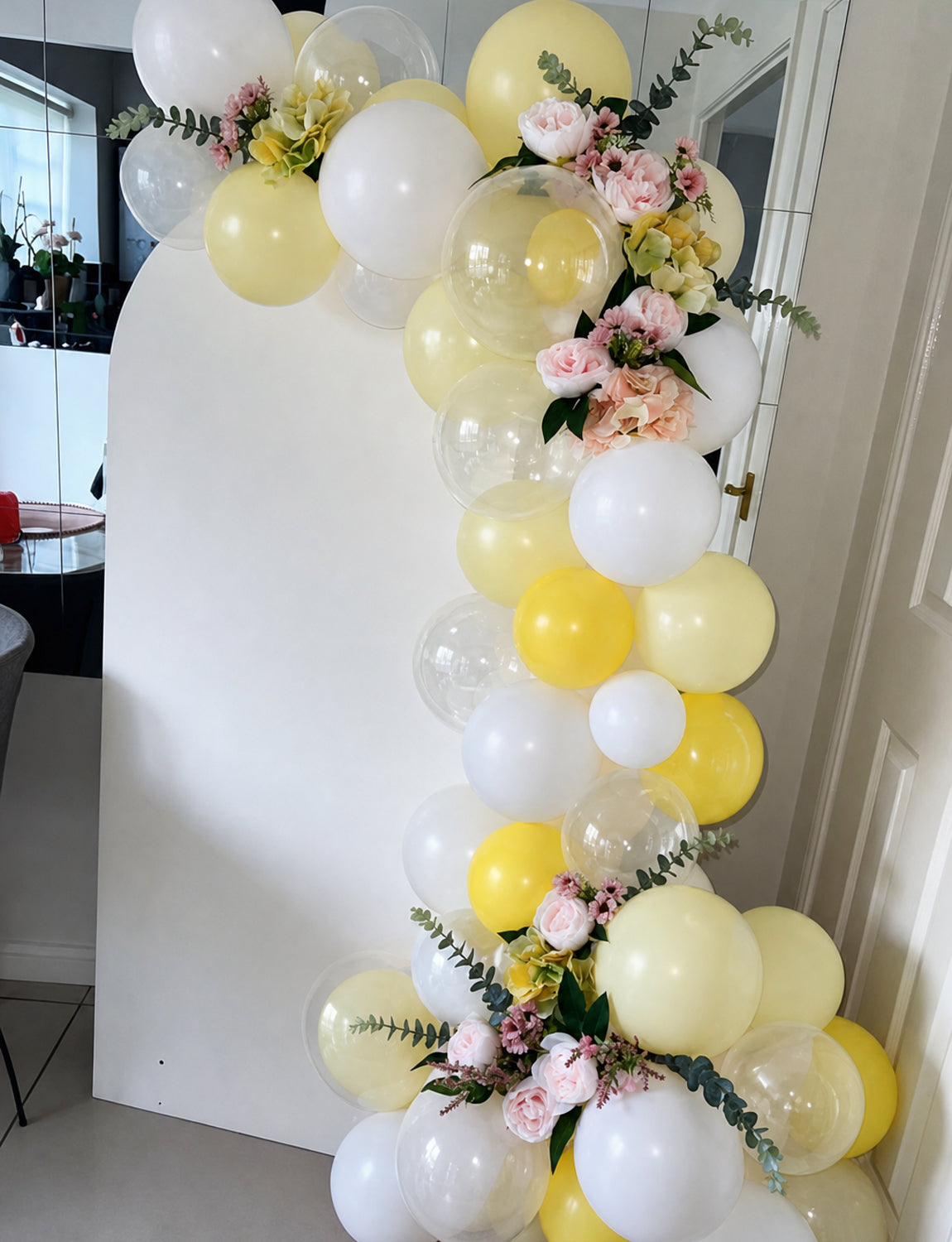 Yellow and White Balloons, 50 Pcs 12 Inch Yellow White Clear Balloon Lemon Yellow White Clear Balloons for Baby Shower Birthday Bee Lemon Easter Wedding Anniversary Carnival Party Decorations