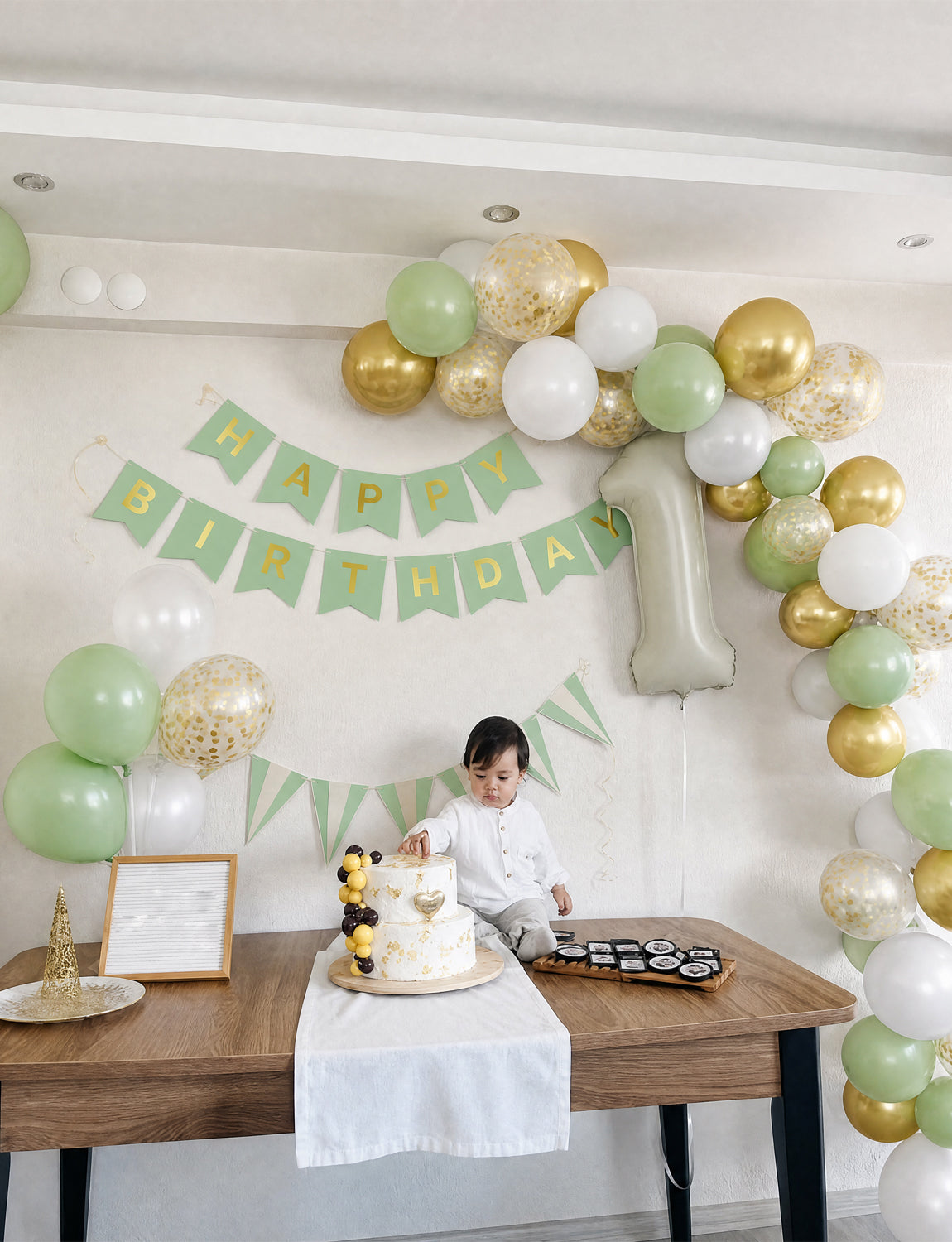 Green and Gold Happy Birthday Banner - Green Party Decorations with 12 Inch White and Gold Happy Birthday balloons Reusable Bunting Banner for Men Women Pet Happy Birth Party Decorations