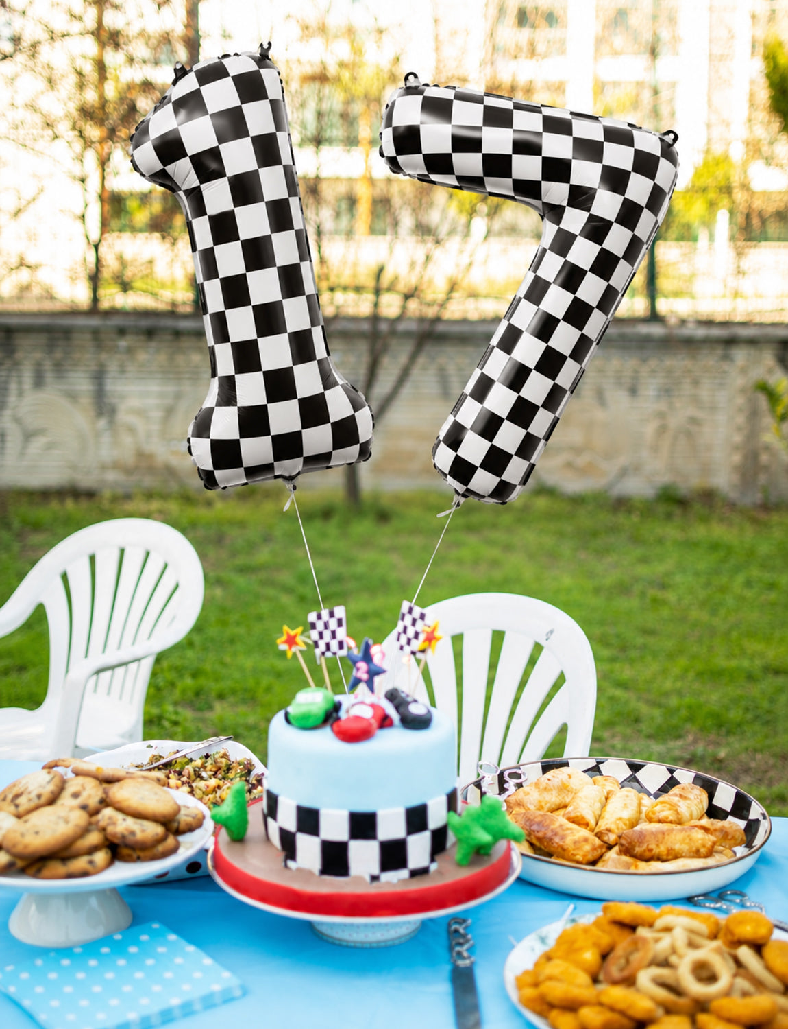 40 Inch Checkered Number 7 Balloon for Racing Birthday Decorations Large Number 7 Balloon, Black and White Foil Balloon for Birthday, Baby Shower, Race Car and Checkered Flag Party Decorations