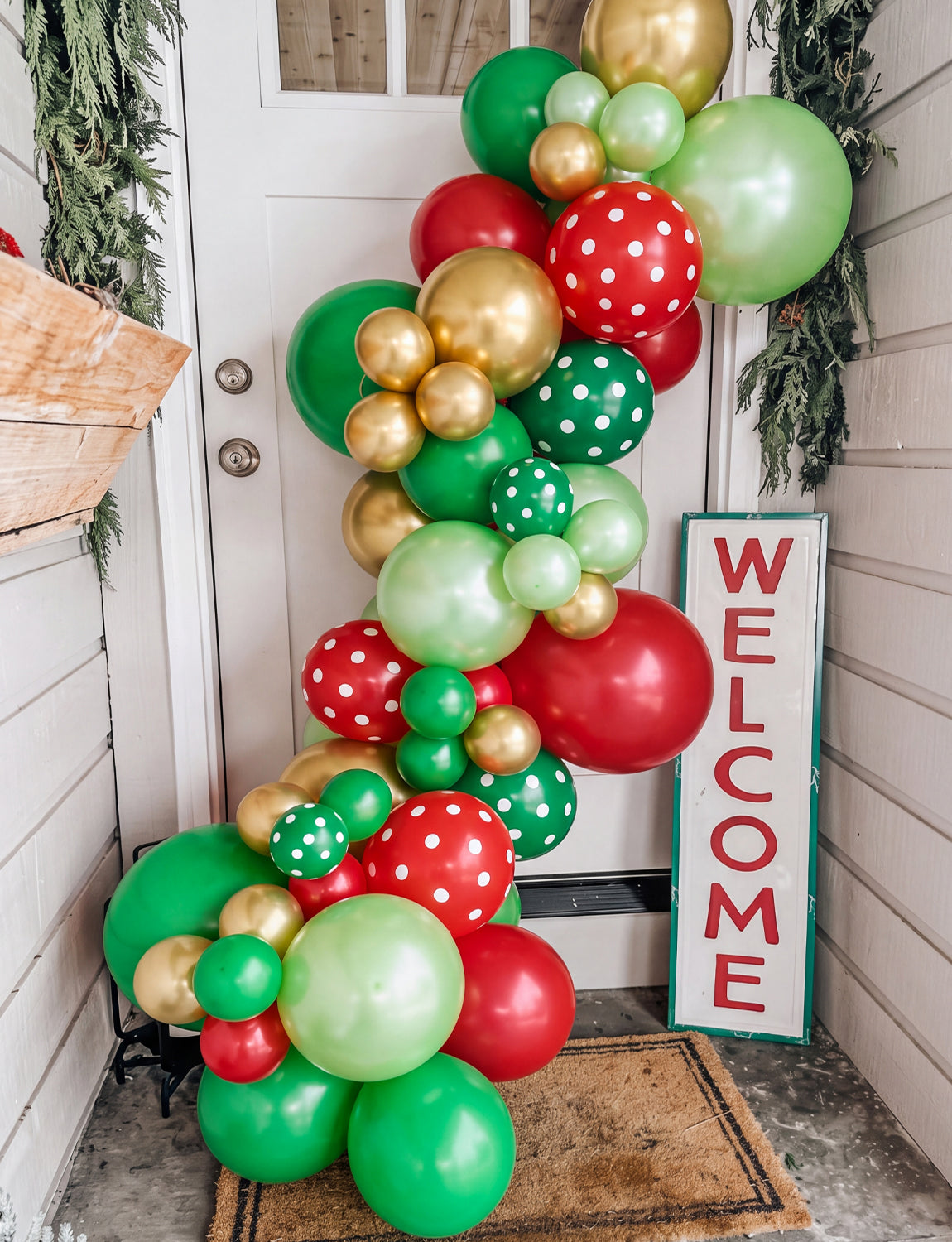 Christmas Balloons - Red Green Gold Polka Dot Balloons for Christmas 50 Pcs 12 Inch Christmas Balloons, Red Green Gold Balloons with Polka Dot Balloon for Xmas Christmas Party Decorations