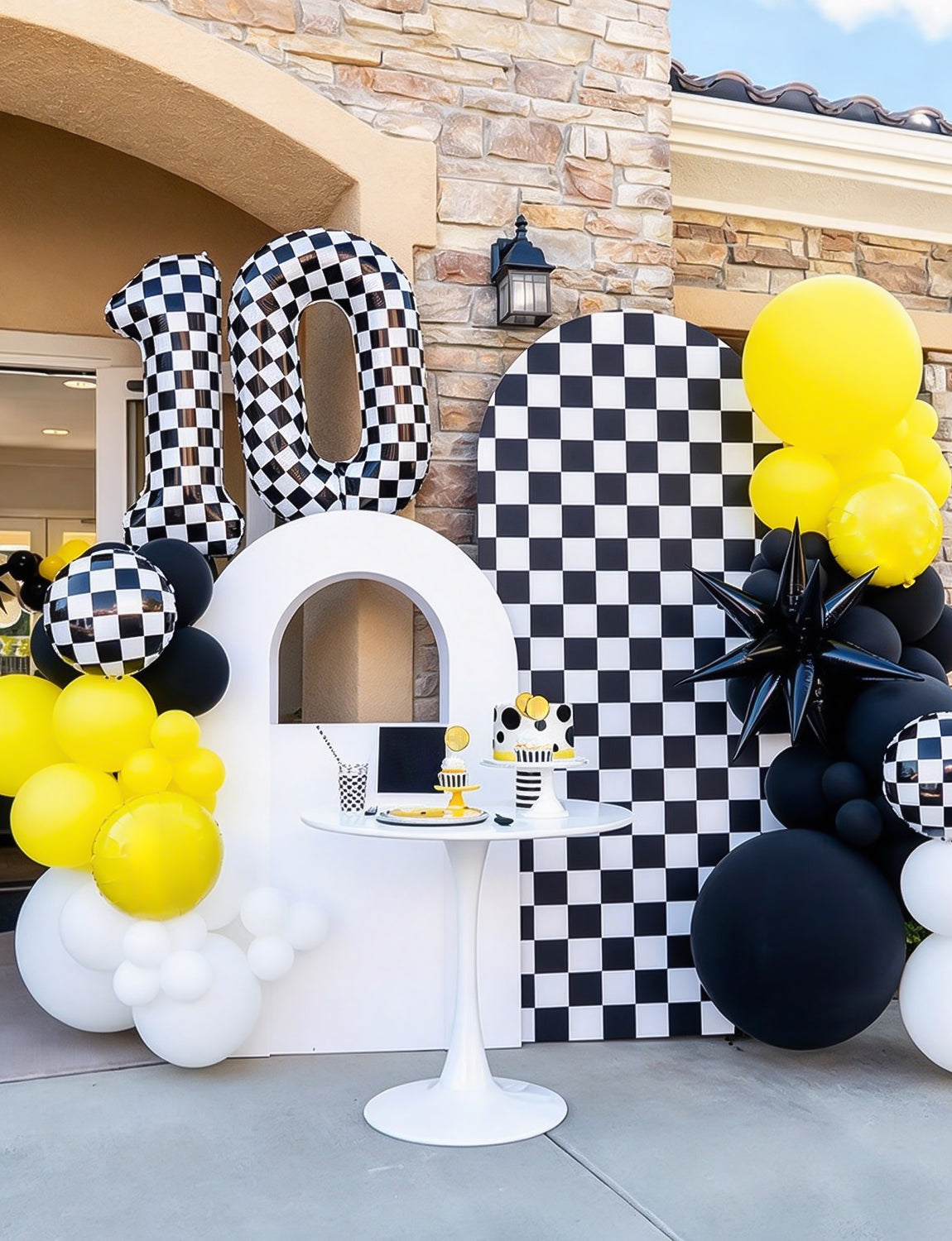 40 Inch Checkered Number 0 Balloon for Racing Birthday Decorations Large Number 0 Balloon, Black and White Foil Balloon for Birthday, Race Car and Checkered Flag Party Decorations