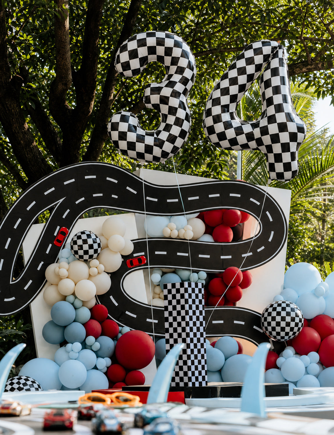40 Inch Checkered Number 4 Balloon for Racing Birthday Decorations Large Number 4 Balloon, Black and White Foil Balloon for Birthday, Baby Shower, Race Car and Checkered Flag Party Decorations