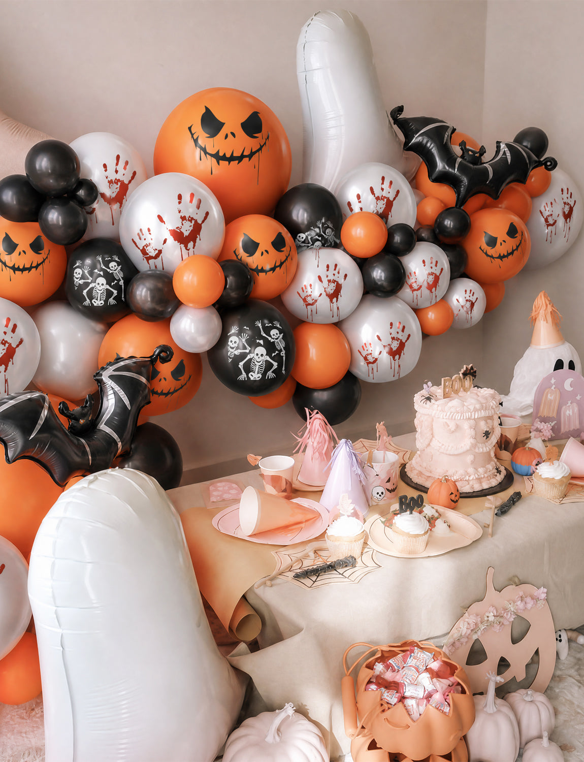 Halloween Balloons, Orange Black White Balloons, Spooky Party Decor 50 Pcs 12 Inch Halloween Latex Balloons, Scary Skeleton and Pumpkin Balloons, Horror Balloons for Halloween Party Decorations