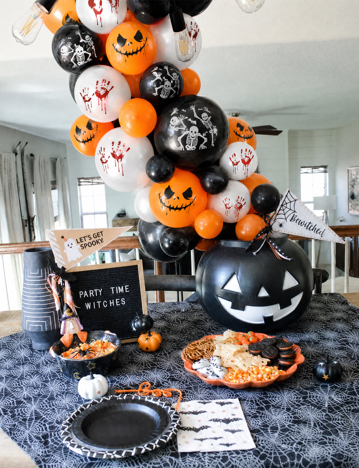 Halloween Balloons, Orange Black White Balloons, Spooky Party Decor 50 Pcs 12 Inch Halloween Latex Balloons, Scary Skeleton and Pumpkin Balloons, Horror Balloons for Halloween Party Decorations