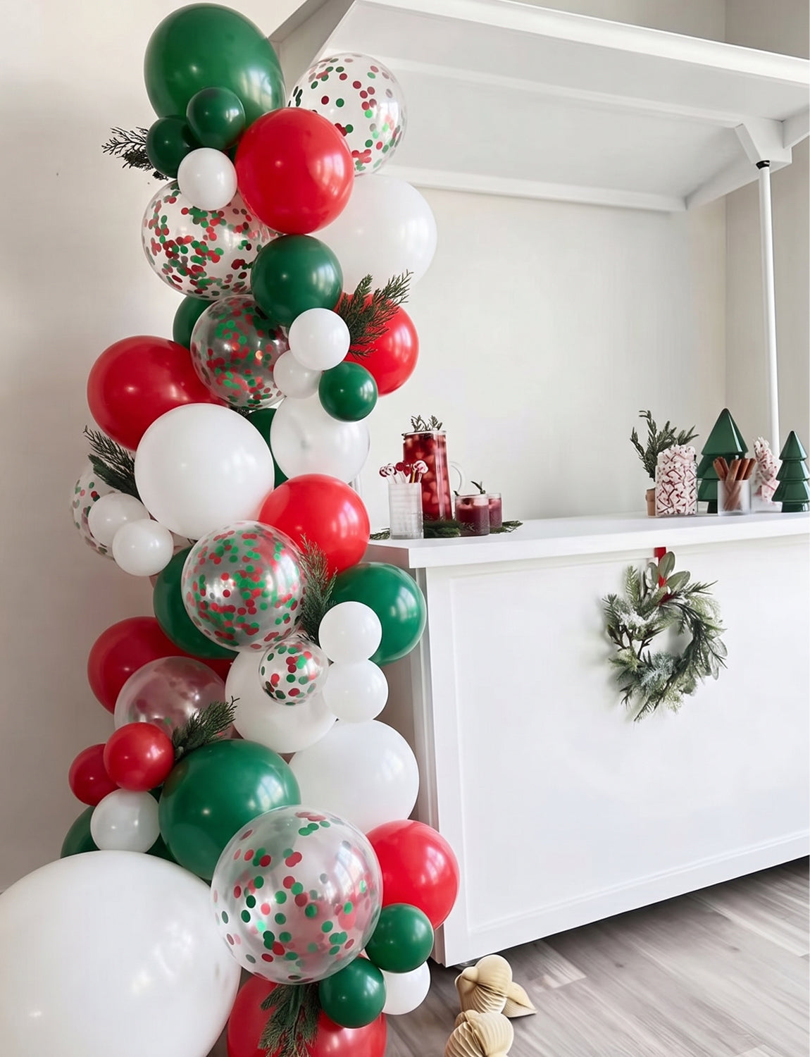 Christmas Balloons, 50 Pcs 12 Inch Red Green White Latex Balloons Christmas Latex Balloons, Red Green Confetti Balloon, Xmas Decorations for Christmas Winter Italian Themed Birthday Party