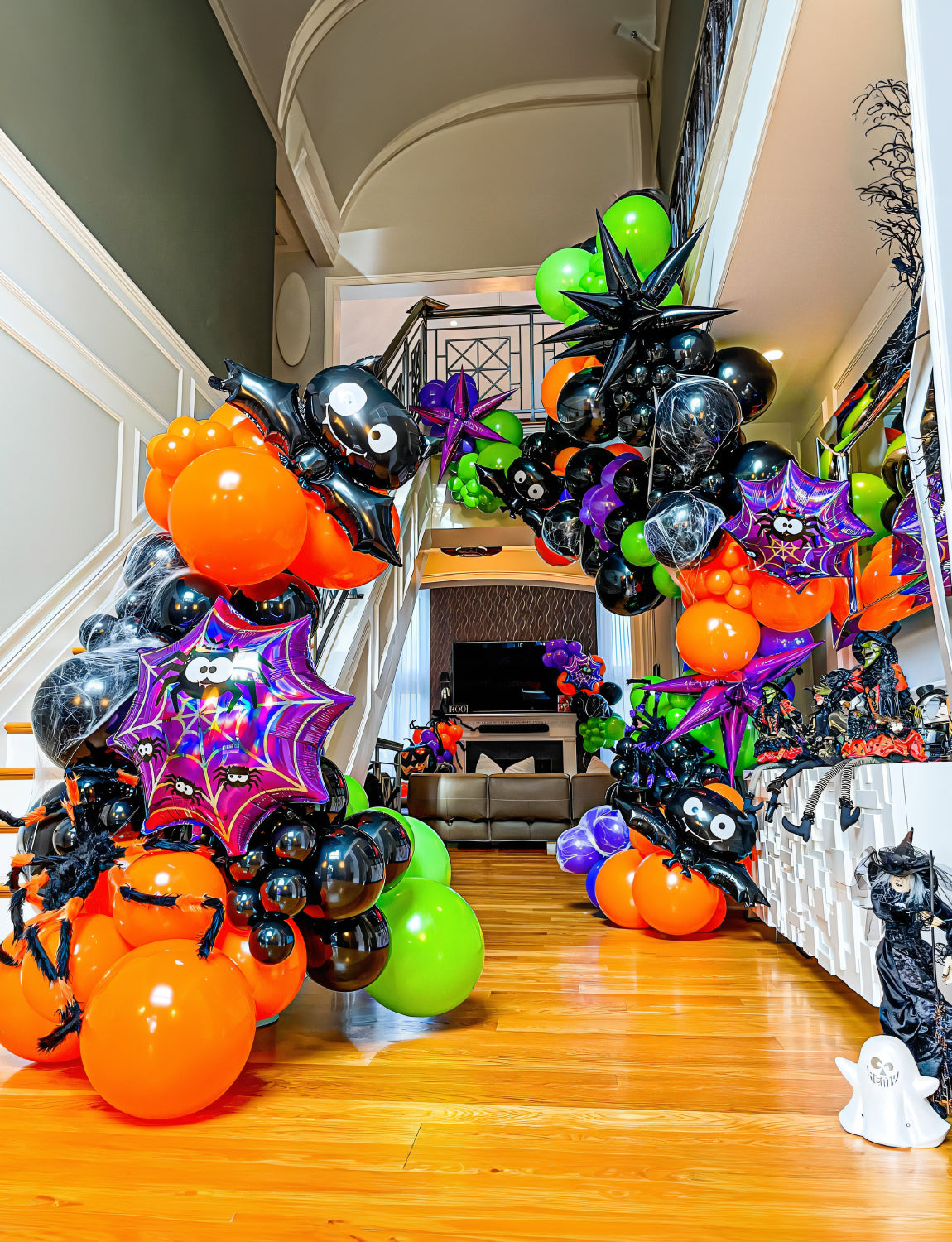 Halloween Balloons Arch Kit Garland with BOO Pumpkin Foil Balloon 126Pcs Black Orange Purple Green Halloween Balloons with Boo, Pumpkin, Eyeball Balloons for Halloween Party Decorations
