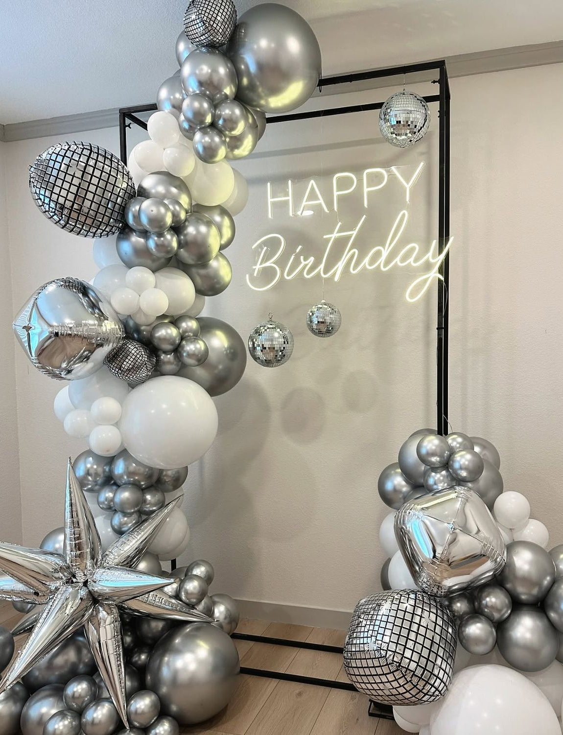Silver Balloons - 12 Inch Metallic Silver Balloons for Party Decor 50Pcs Strong Thicken Metallic Silver Balloons Round Latex Balloons for Birthday Wedding Anniversary New Year Eve Engagement