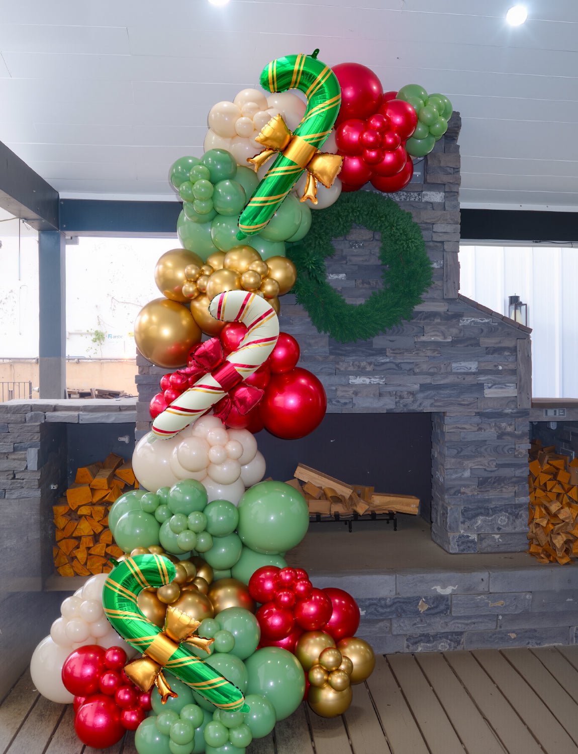 Adeyoo Candy Cane Balloons Arch - Christmas Balloons Arch Kit Garland, Christmas Party Decorations with MERRY CHRISTMAS Foil Balloon, Red Green White Xmas Balloons for Xmas Party Supplies